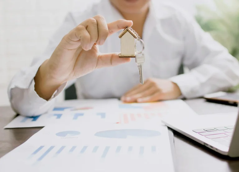 Executive MBA: تعزيز مهارات القيادة وبناء مستقبل مهني ناجح مع IBIS COLLEGE