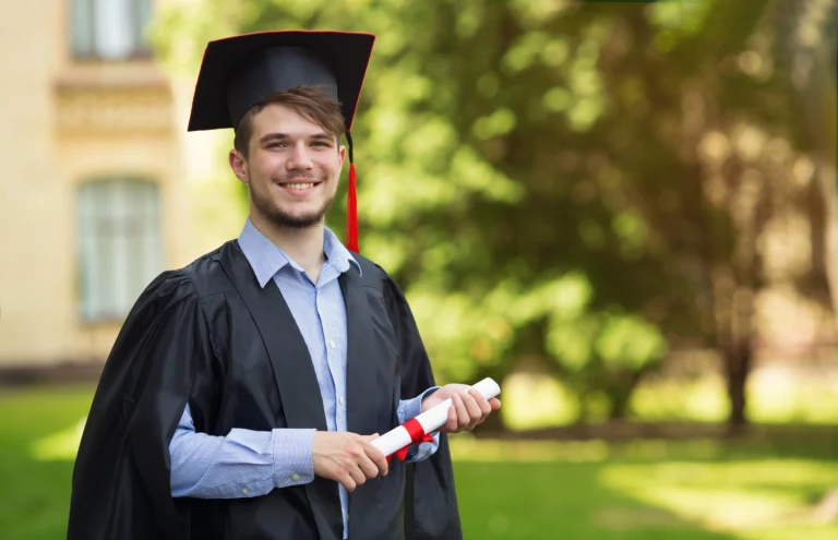 كيف تمول دراستك في برنامج MBA: دليل شامل